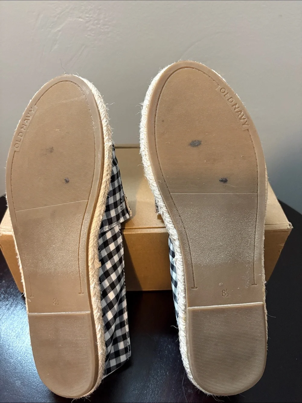 Old Navy Black & White Gingham Espadrilles - Size 8.5 - Worn 2 times